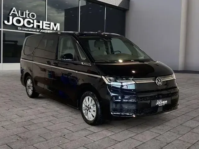 Używany VW T7 Style 150 KM (110 kW) 2025 Czarny Van