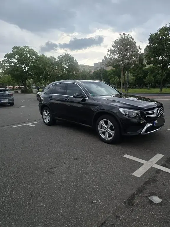 Gebraucht Mercedes GLC220 170 PS (125 kW) 2018 Schwarz SUV