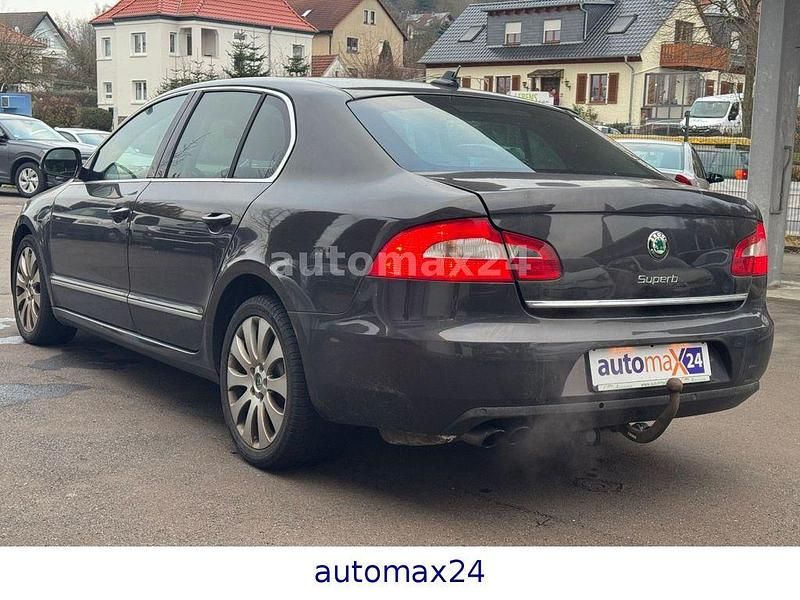 Gebraucht Skoda Superb Elegance 160 PS (117 kW) 2009 Braun Limousine