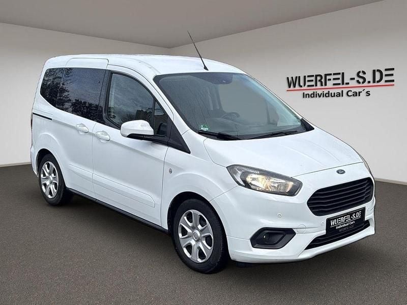 Gebraucht Ford Tourneo Courier Trend 101 PS (74 kW) 2019 Frostweiß Van / Kleinbus