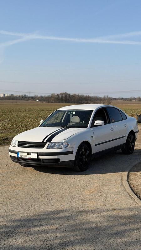 Gebraucht VW Passat 150 PS (110 kW) 1997 Weiß Limousine