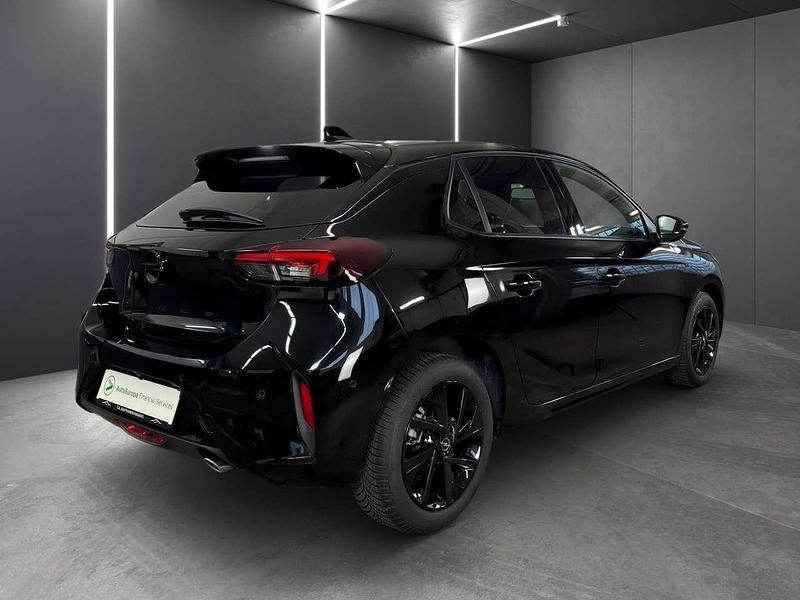 Gebraucht Opel Corsa 101 PS (74 kW) 2024 Lackierung schwarz perla nera/ Limousine