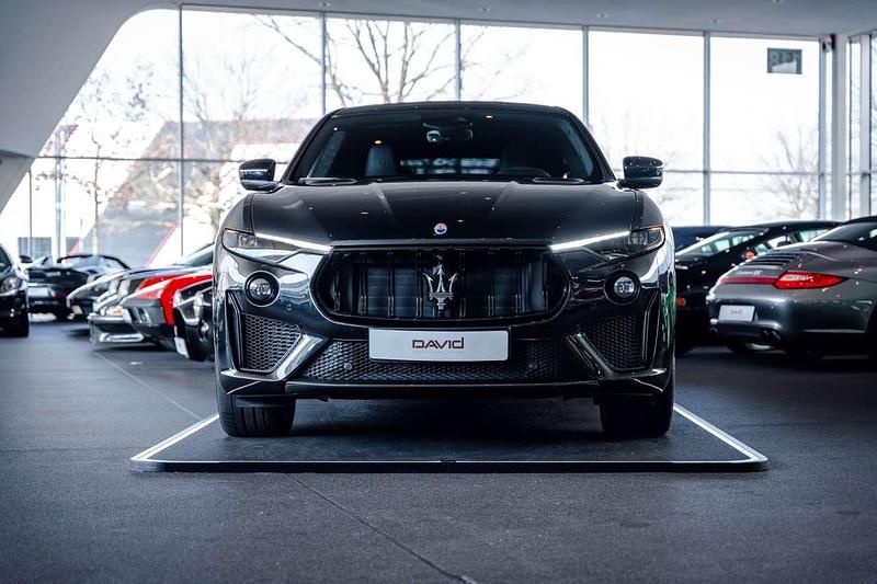 Gebraucht Maserati Levante 581 PS (427 kW) 2021 Schwarz SUV