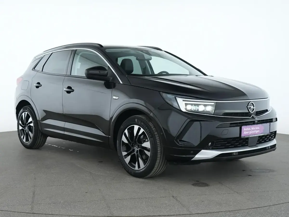 Gebraucht Opel Grandland X Elegance 131 PS (96 kW) 2023 Diamant schwarz SUV