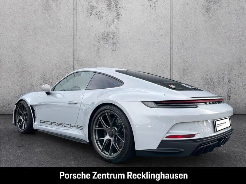 Neu Porsche 992 525 PS (386 kW) 2025 Grau Coupé