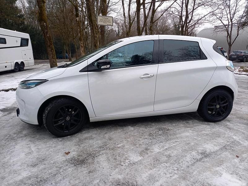 Gebraucht Renault Zoe 67 kW (92 PS) 2014 Weiß Kleinwagen