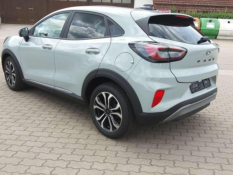 Gebraucht Ford Puma Titanium 125 PS (91 kW) 2024 Cactus gray SUV