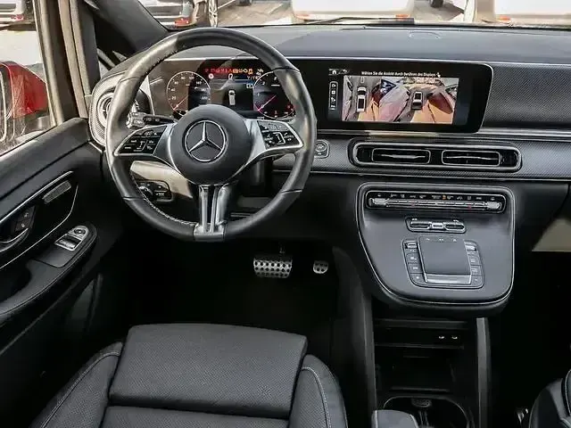 Gebraucht Mercedes V300 Avantgarde 237 PS (174 kW) 2025 Hyazinthrot Van / Kleinbus