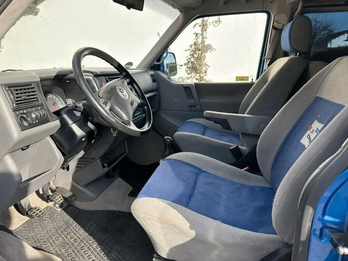 Gebraucht VW T4 151 PS (111 kW) 1998 Blau Van