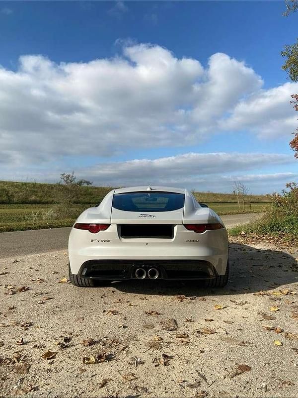 Gebraucht Jaguar F-Type R-Dynamic 381 PS (280 kW) 2020 Grau Coupé