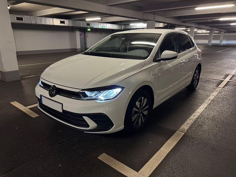 Gebraucht VW Polo Move 80 PS (58 kW) 2023 Weiß Kleinwagen