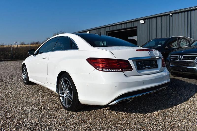 Gebraucht Mercedes E250 AMG line 211 PS (155 kW) 2013 Polarweiss Coupé