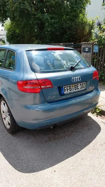 Gebraucht Audi A3 Sportback Ambiente 102 PS (75 kW) 2009 Blau Kleinwagen