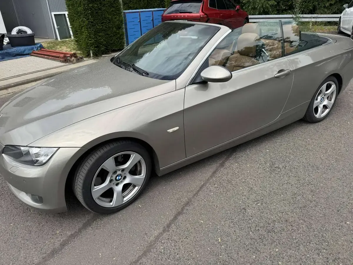 Gebraucht BMW 325 218 PS (160 kW) 2007 Cabrio
