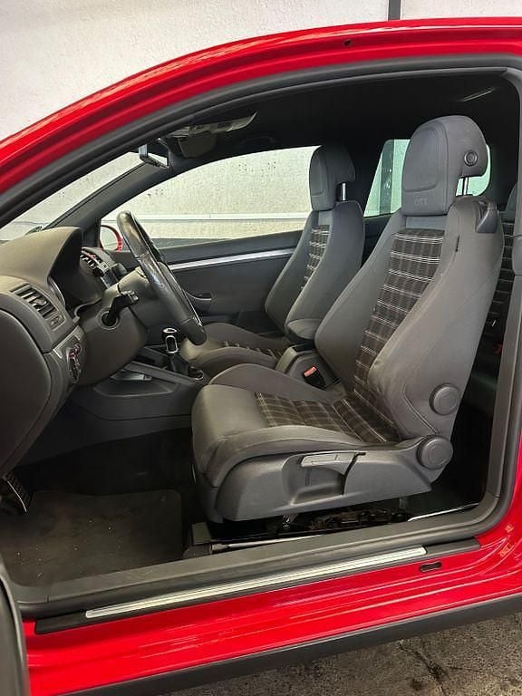 Gebraucht VW Golf IV GTI 200 PS (147 kW) 2005 Rot Limousine