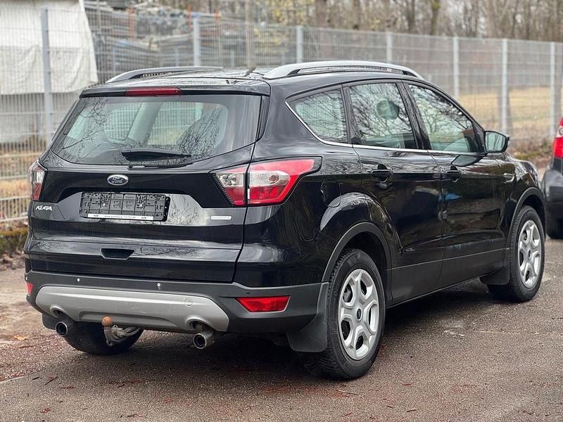 Gebraucht Ford Kuga Cool & Connect 150 PS (110 kW) 2018 Schwarz SUV