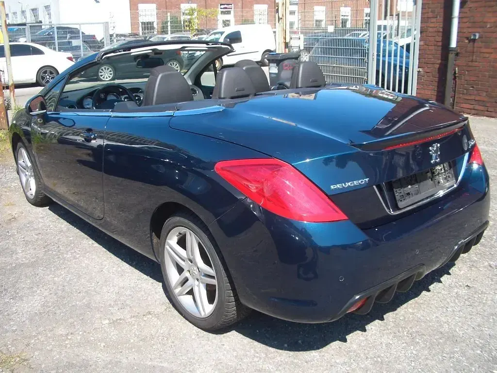 Gebraucht Peugeot 308 CC Premium 140 PS (102 kW) 2010 Blau Cabrio