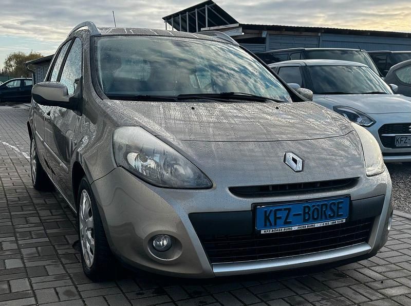 Gebraucht Renault Clio GrandTour Dynamique 101 PS (74 kW) 2011 Braun Kombi