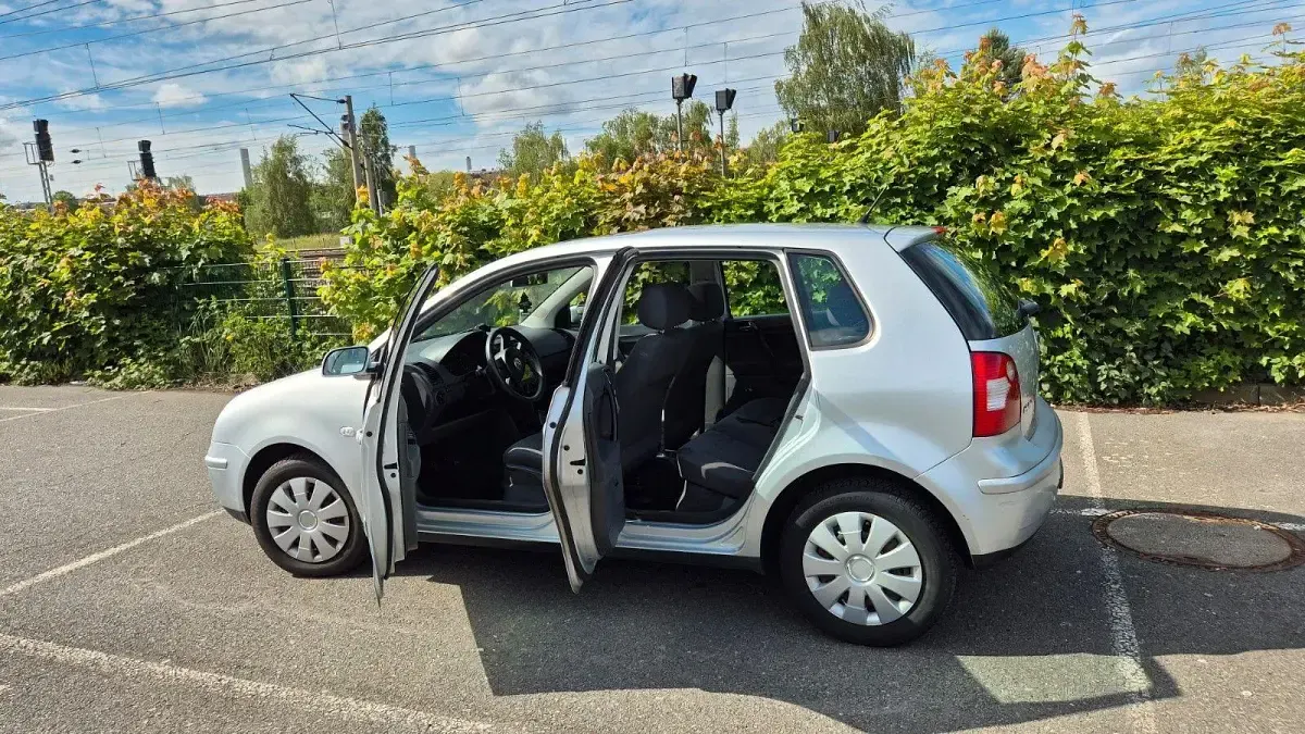 Gebraucht VW Polo 54 PS (39 kW) 2003 Grau Kleinwagen