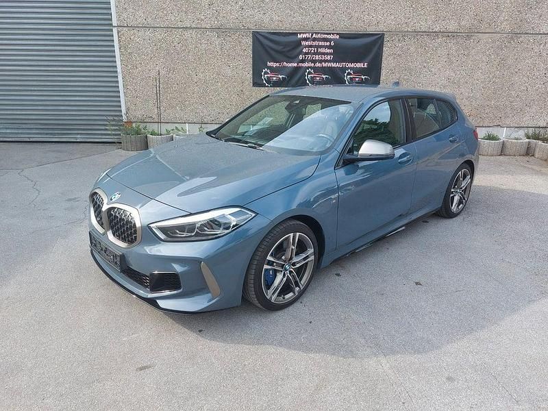 Gebraucht 2023 BMW M135 Performance Kleinwagen | 36.300 € (Fairer Preis) - Bild 1/4