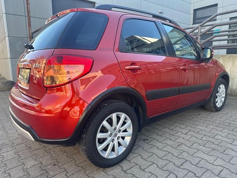Gebraucht Suzuki SX4 Style 120 PS (88 kW) 2012 Orange Limousine