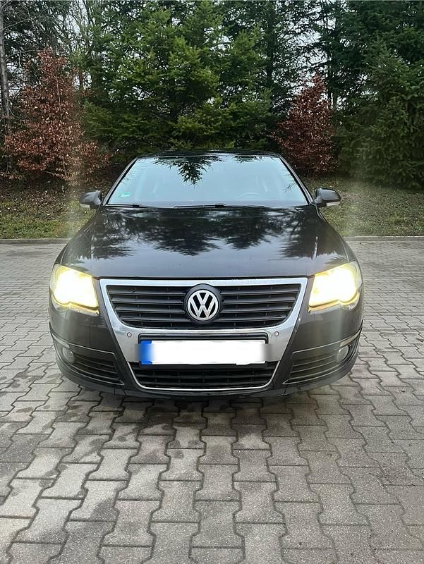 Gebraucht VW Passat 140 PS (102 kW) 2005 Schwarz Limousine
