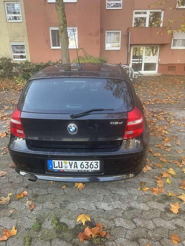 Gebraucht BMW 118 Lifestyle 143 PS (105 kW) 2010 Kleinwagen