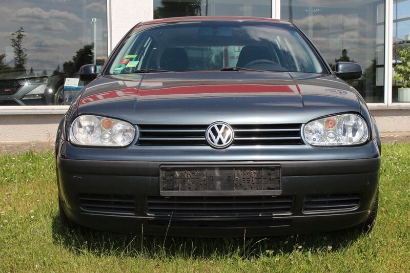 Grau Gebraucht 1998 VW Golf IV Comfortline Limousine | 1.700 € (Guter Preis) - Bild 1/4