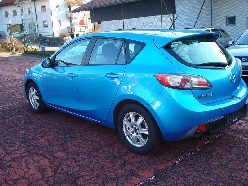 Gebraucht Mazda 3 High 109 PS (80 kW) 2009 Blau Limousine