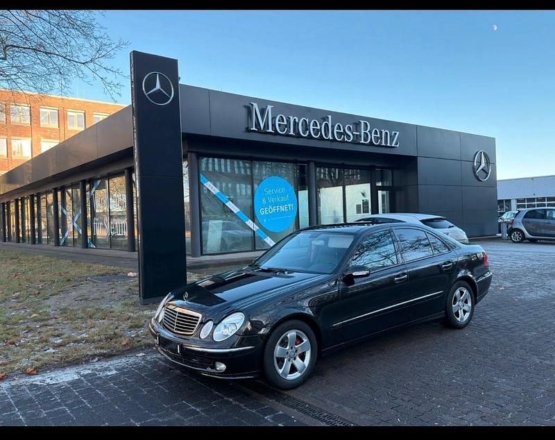 Gebraucht Mercedes E320 224 PS (164 kW) 2005 Schwarz Limousine