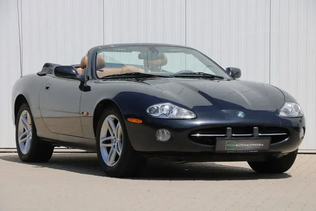Gebraucht Jaguar XK8 298 PS (219 kW) 2003 Schwarz Cabrio