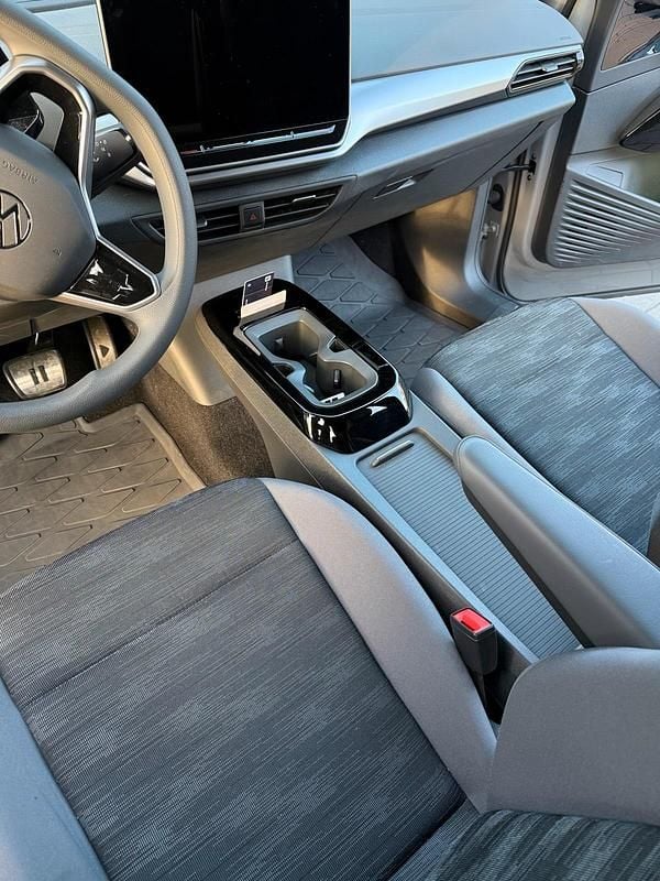 Gebraucht VW ID.4 Pure 125 kW (170 PS) 2025 Grau SUV