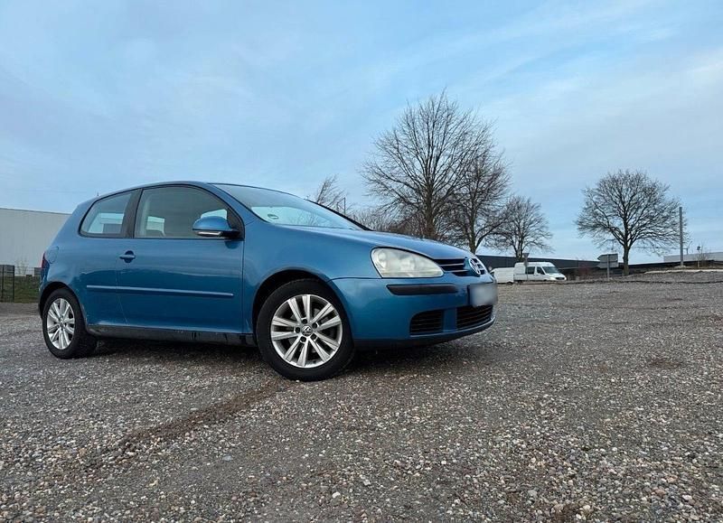 Gebraucht VW Golf V 102 PS (75 kW) 2005 Blau Kleinwagen