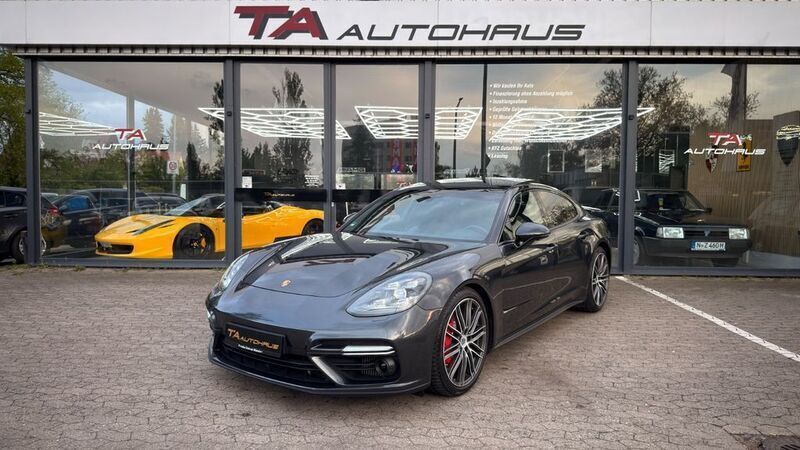 Grau Gebraucht 2018 Porsche Panamera Turbo Limousine | 65.990 € (Superpreis) - Bild 1/4