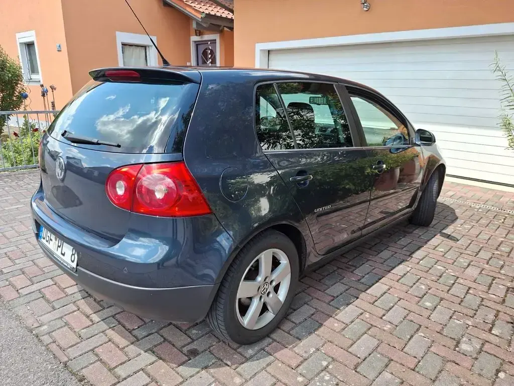 Gebraucht VW Golf VI United 102 PS (75 kW) 2008 Kleinwagen