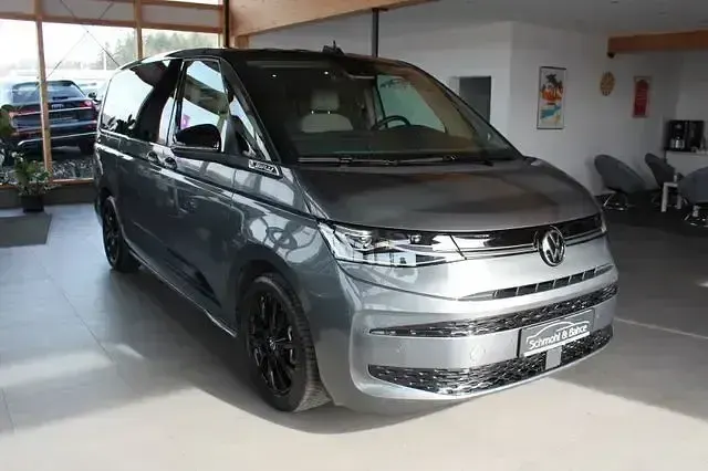Gebraucht VW Multivan Edition 150 PS (110 kW) 2024 Andere Van / Kleinbus