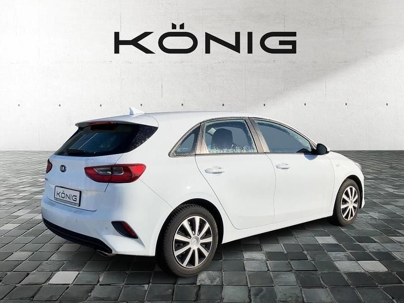 Gebraucht Kia Ceed 101 PS (74 kW) 2021 Weiß Kleinwagen