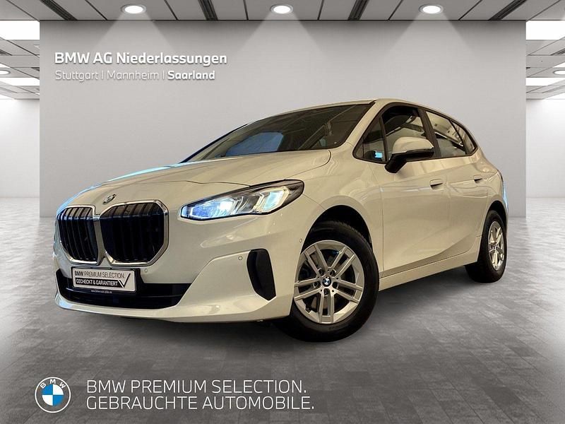 Weiß Gebraucht 2022 BMW 218 Active Tourer Van / Kleinbus | 20.901 € (Superpreis) - Bild 1/4
