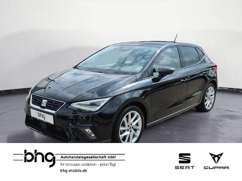 Schwarz Gebraucht 2024 Seat Ibiza FR Limousine | 21.450 € (Fairer Preis) - Bild 1/4