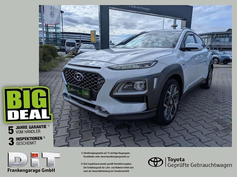 Chalk white metallic Gebraucht 2020 Hyundai Kona Premium SUV | 19.890 € (Fairer Preis) - Bild 1/4