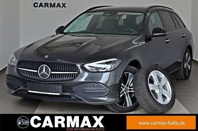 Graphitgrau (metallic) Gebraucht 2023 Mercedes C300e Night Kombi | 34.300 € (Superpreis) - Bild 1/4