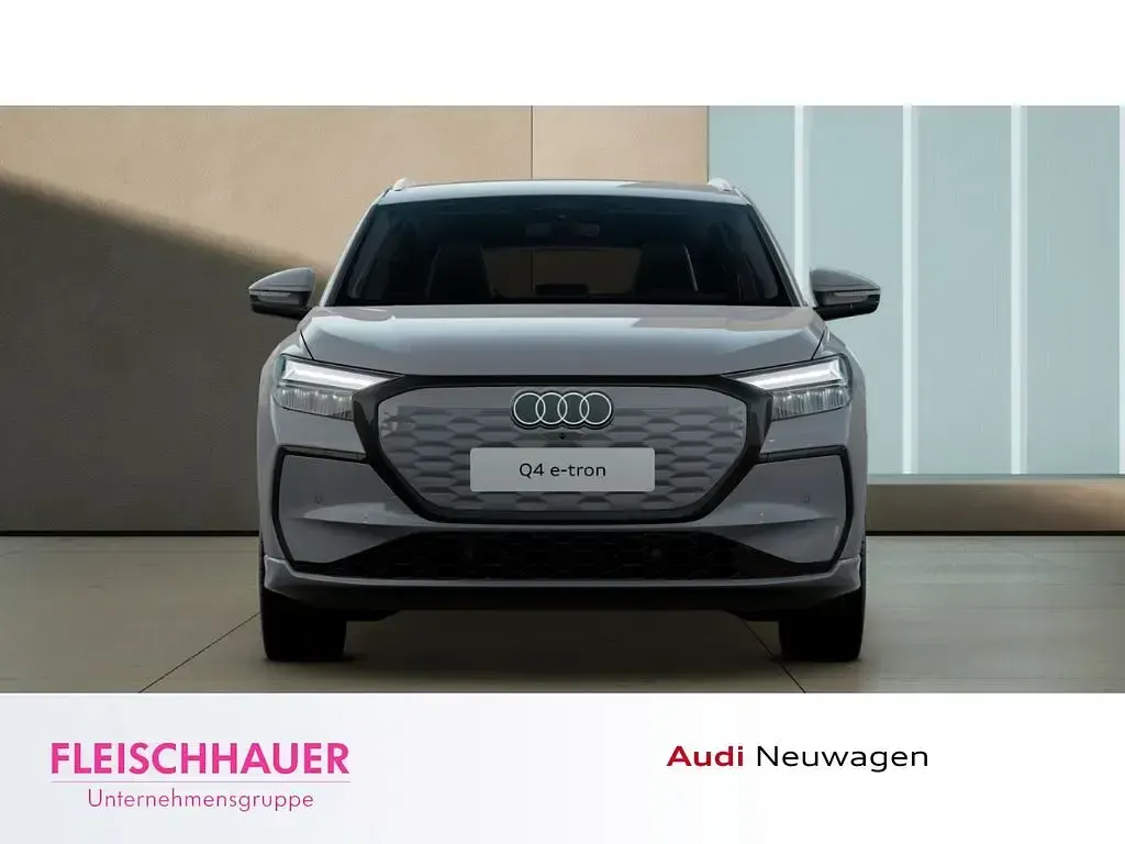 Neu Audi Q4 e-tron Performance 210 kW (286 PS) 2026 Grau SUV