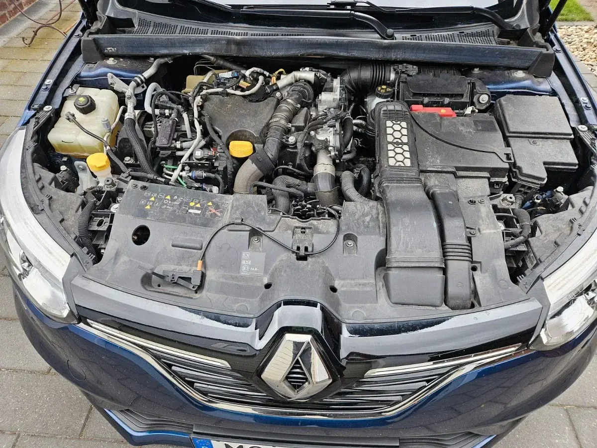 Gebraucht Renault Mégane GrandTour 116 PS (85 kW) 2020 Blau Kombi