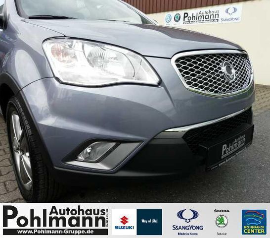 Grau metallic Gebraucht 2013 Ssangyong Korando Sapphire SUV | 19.489 € - Bild 1/4