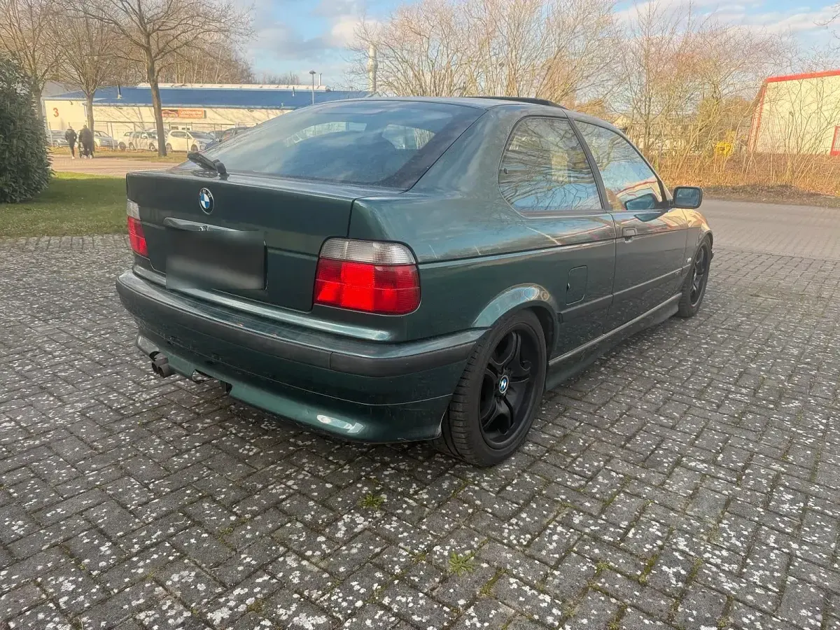 Gebraucht BMW 323 170 PS (125 kW) 1998 Grün Coupé