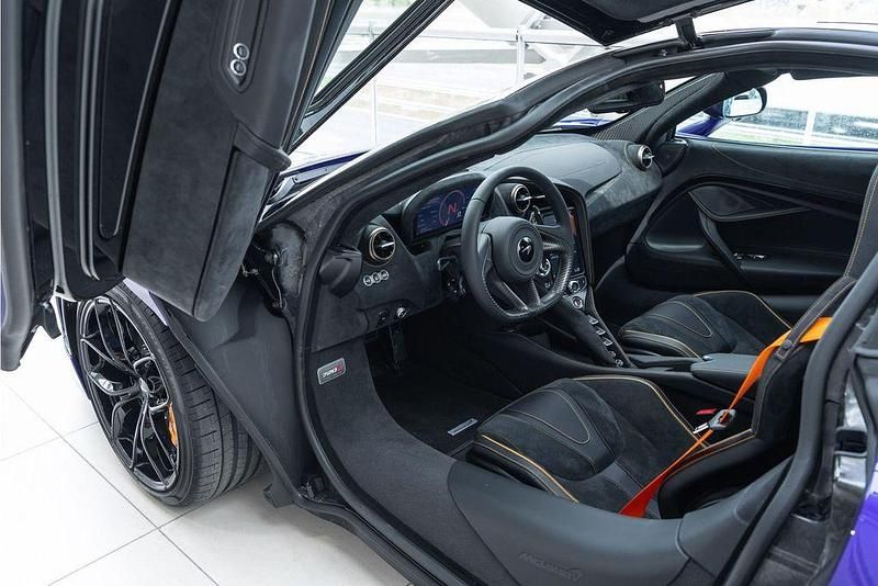 Gebraucht McLaren 720S 721 PS (530 kW) 2023 Violett