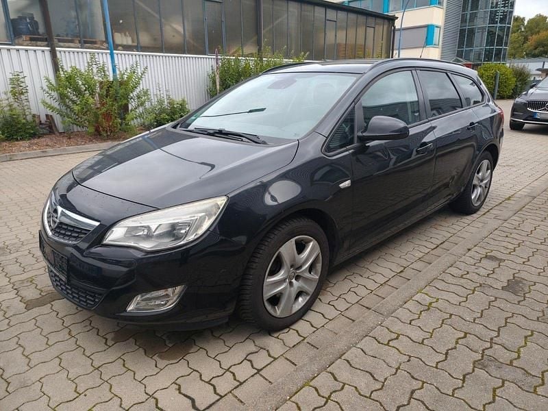 Gebraucht Opel Astra 110 PS (80 kW) 2011 Schwarz Kombi