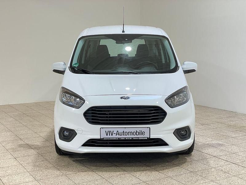 Gebraucht Ford Tourneo Courier Trend 101 PS (74 kW) 2018 Weiß Van / Kleinbus