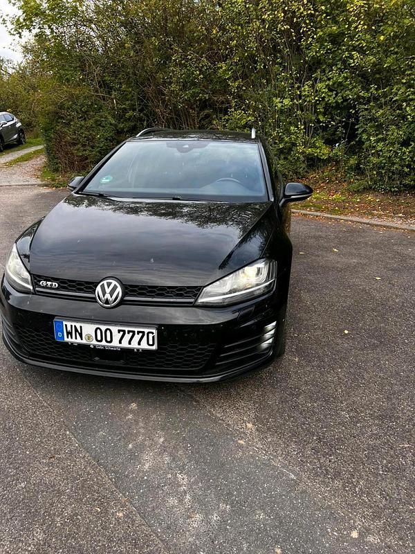 Schwarz Gebraucht 2016 VW Golf VII GTD Kombi | 9.200 € - Bild 1/4