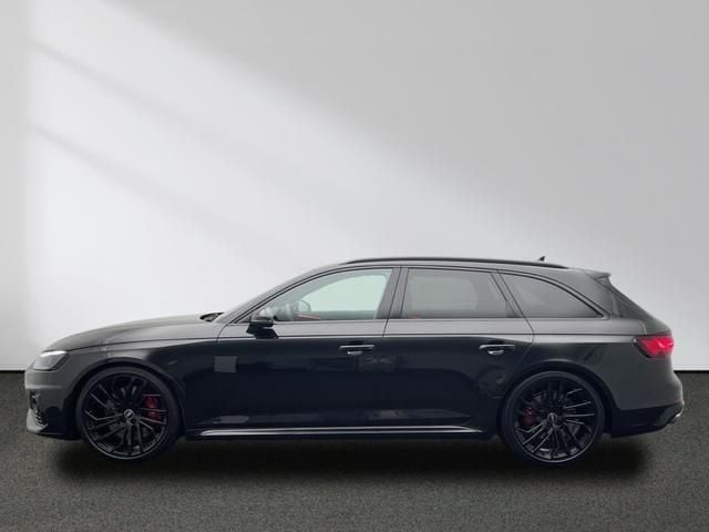 Używany Audi RS4 Ambiente 450 KM (330 kW) 2022 Czarny Kombi